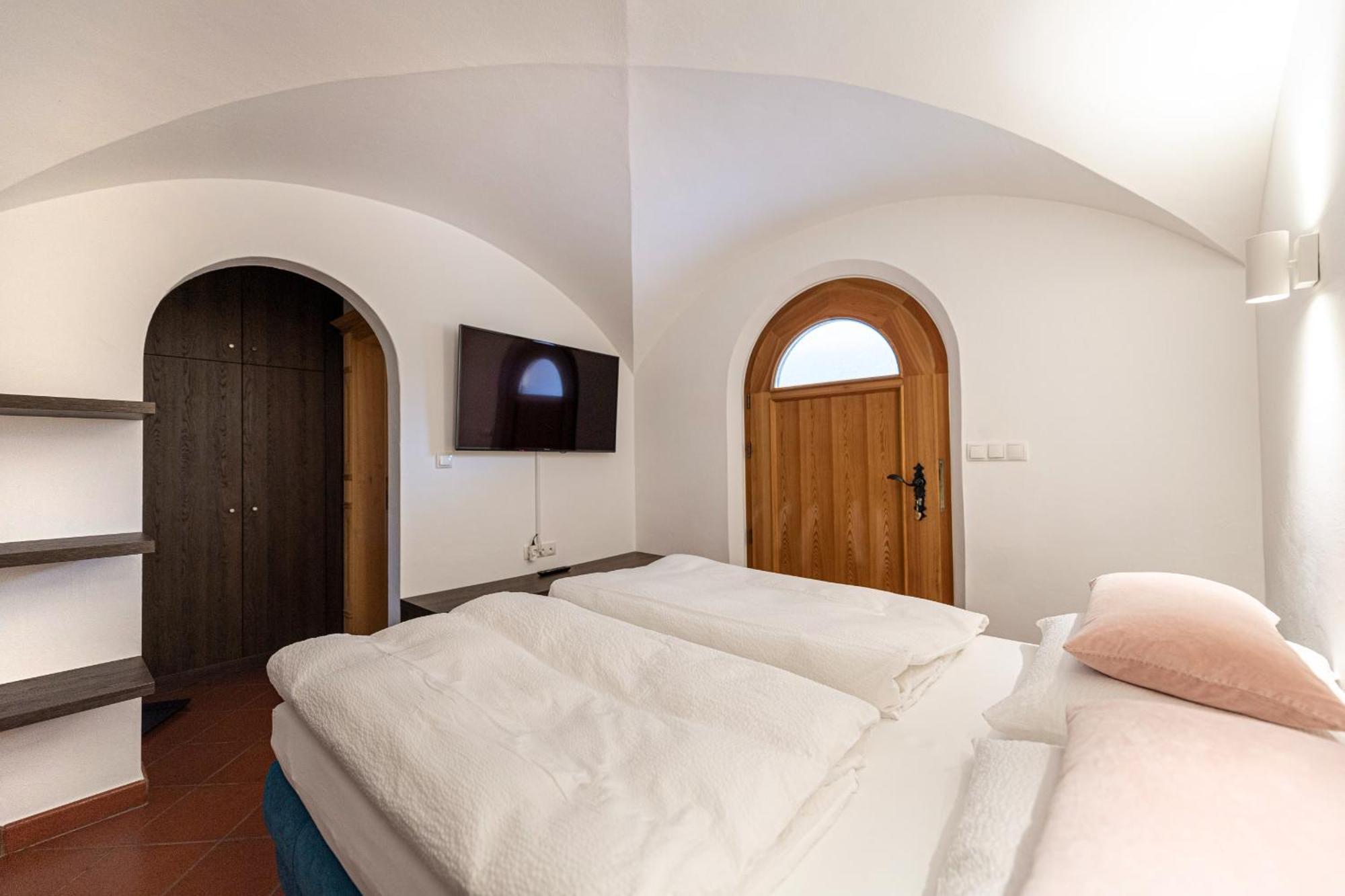 Panoramic Apartment 24 Ортизей Екстериор снимка